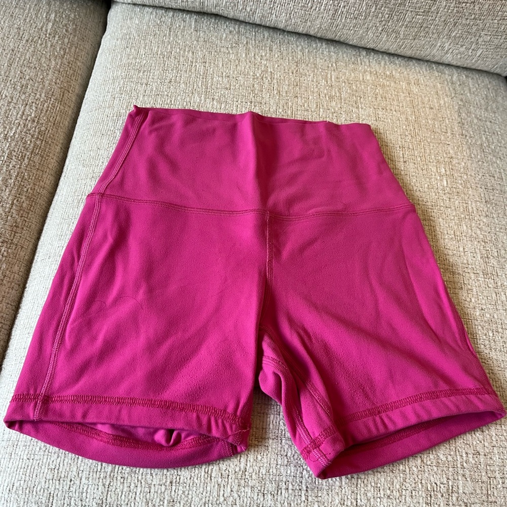 lululemon sonic pink shorts